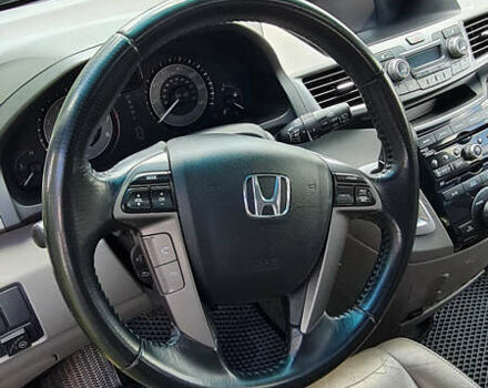 Серый Хонда Одиссей, объемом двигателя 3.47 л и пробегом 301 тыс. км за 11850 $, фото 24 на Automoto.ua