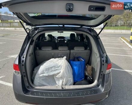 Хонда Одиссей 2013 в Киеве на Automoto.ua Серый Хонда Одиссей, объемом двигателя 3.47 л и пробегом 270 тыс. км за 16500 $, фото 14 на Automoto.ua