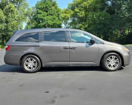 Серый Хонда Одиссей, объемом двигателя 3.5 л и пробегом 90 тыс. км за 5300 $, фото 7 на Automoto.ua