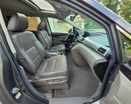 Серый Хонда Одиссей, объемом двигателя 3.5 л и пробегом 90 тыс. км за 5300 $, фото 10 на Automoto.ua