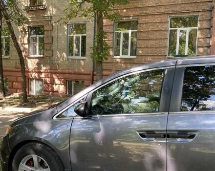 Серый Хонда Одиссей, объемом двигателя 3.47 л и пробегом 100 тыс. км за 13600 $, фото 8 на Automoto.ua