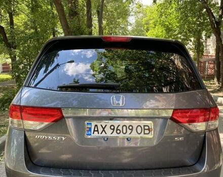 Серый Хонда Одиссей, объемом двигателя 3.47 л и пробегом 100 тыс. км за 13600 $, фото 2 на Automoto.ua