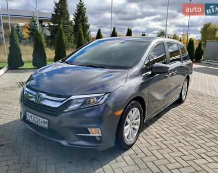 Серый Хонда Одиссей, объемом двигателя 3.47 л и пробегом 32 тыс. км за 25000 $, фото 1 на Automoto.ua