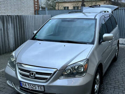Серый Хонда Одиссей, объемом двигателя 3.47 л и пробегом 257 тыс. км за 4500 $, фото 1 на Automoto.ua