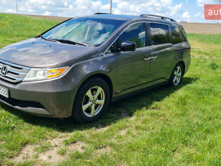 Серый Хонда Одиссей, объемом двигателя 3.47 л и пробегом 301 тыс. км за 11850 $, фото 1 на Automoto.ua
