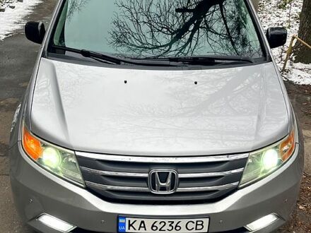 Сірий Хонда Одіссей, об'ємом двигуна 3.5 л та пробігом 115 тис. км за 15000 $, фото 1 на Automoto.ua