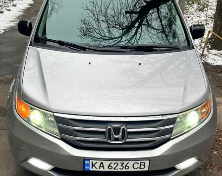 Серый Хонда Одиссей, объемом двигателя 3.5 л и пробегом 115 тыс. км за 15000 $, фото 1 на Automoto.ua