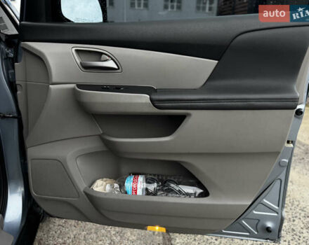 Синій Хонда Одіссей, об'ємом двигуна 3.47 л та пробігом 392 тис. км за 14999 $, фото 45 на Automoto.ua