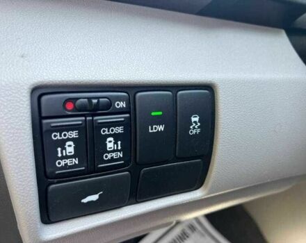 Синий Хонда Одиссей, объемом двигателя 3.5 л и пробегом 59 тыс. км за 3200 $, фото 3 на Automoto.ua