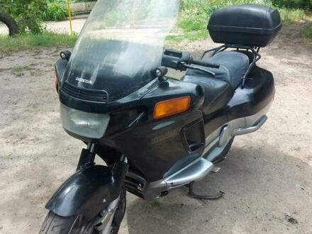 Хонда PC 800 1994 у Миколаєві на Automoto.ua Чорний Хонда PC 800, об'ємом двигуна 0.8 л та пробігом 10 тис. км за 2500 $, фото 1 на Automoto.ua