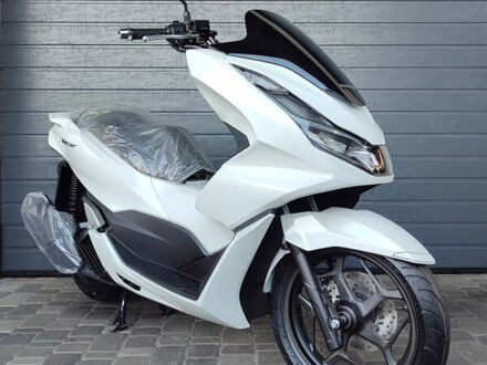 Білий Хонда PCX 125, об'ємом двигуна 0.13 л та пробігом 2 тис. км за 3500 $, фото 1 на Automoto.ua