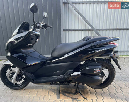 Чорний Хонда PCX 125, об'ємом двигуна 0.13 л та пробігом 39 тис. км за 1899 $, фото 6 на Automoto.ua