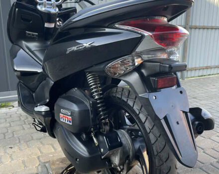 Чорний Хонда PCX 125, об'ємом двигуна 0.13 л та пробігом 39 тис. км за 1899 $, фото 10 на Automoto.ua