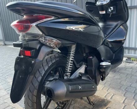 Чорний Хонда PCX 125, об'ємом двигуна 0.13 л та пробігом 39 тис. км за 1899 $, фото 11 на Automoto.ua