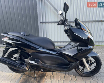 Чорний Хонда PCX 125, об'ємом двигуна 0.13 л та пробігом 39 тис. км за 1899 $, фото 17 на Automoto.ua