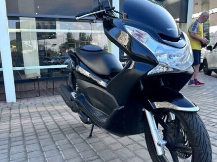 Чорний Хонда PCX 125, об'ємом двигуна 0.13 л та пробігом 20 тис. км за 2000 $, фото 1 на Automoto.ua