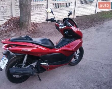 Красный Хонда PCX 125, объемом двигателя 0.13 л и пробегом 13 тыс. км за 1200 $, фото 5 на Automoto.ua