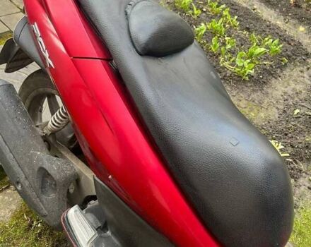 Хонда PCX 125, объемом двигателя 0.13 л и пробегом 66 тыс. км за 1101 $, фото 6 на Automoto.ua