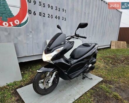 Хонда PCX 125, об'ємом двигуна 0.13 л та пробігом 13 тис. км за 2199 $, фото 4 на Automoto.ua