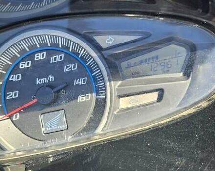 Хонда PCX 125, объемом двигателя 0.13 л и пробегом 12 тыс. км за 2200 $, фото 6 на Automoto.ua