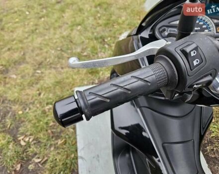 Хонда PCX 125, объемом двигателя 0.13 л и пробегом 13 тыс. км за 2199 $, фото 5 на Automoto.ua