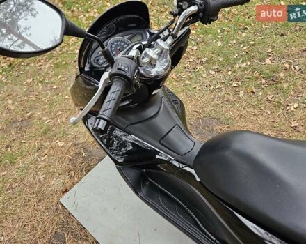 Хонда PCX 125, объемом двигателя 0.13 л и пробегом 13 тыс. км за 2290 $, фото 12 на Automoto.ua