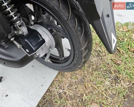 Хонда PCX 125, объемом двигателя 0.13 л и пробегом 13 тыс. км за 2199 $, фото 6 на Automoto.ua