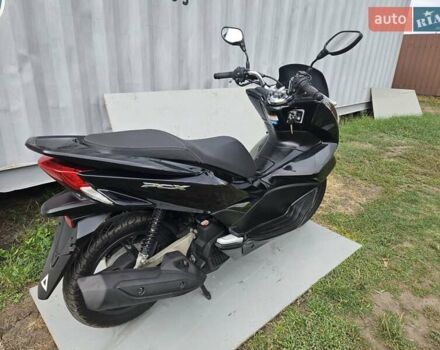 Хонда PCX 125, объемом двигателя 0.13 л и пробегом 17 тыс. км за 2299 $, фото 10 на Automoto.ua