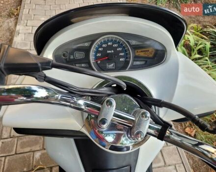Хонда PCX 125, объемом двигателя 0.13 л и пробегом 20 тыс. км за 2200 $, фото 3 на Automoto.ua