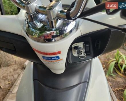 Хонда PCX 125, объемом двигателя 0.13 л и пробегом 20 тыс. км за 2200 $, фото 2 на Automoto.ua