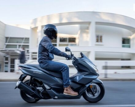 купити нове авто Хонда PCX 125 2023 року від офіційного дилера Автоцентр «Форсаж авто» Хонда фото