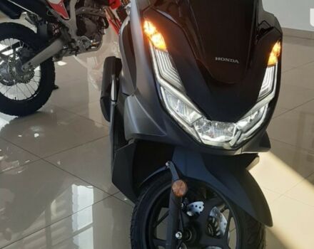 Хонда PCX 125, объемом двигателя 0.13 л и пробегом 0 тыс. км за 3356 $, фото 2 на Automoto.ua