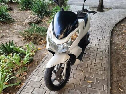 Хонда PCX 125, объемом двигателя 0.13 л и пробегом 20 тыс. км за 2200 $, фото 1 на Automoto.ua