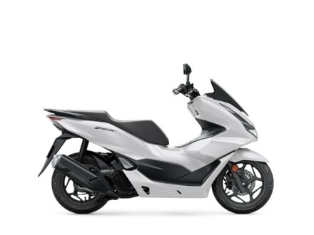 Хонда PCX 125, объемом двигателя 0.13 л и пробегом 0 тыс. км за 3738 $, фото 1 на Automoto.ua