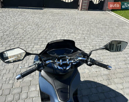 Синий Хонда PCX 125, объемом двигателя 0.13 л и пробегом 4 тыс. км за 3300 $, фото 9 на Automoto.ua