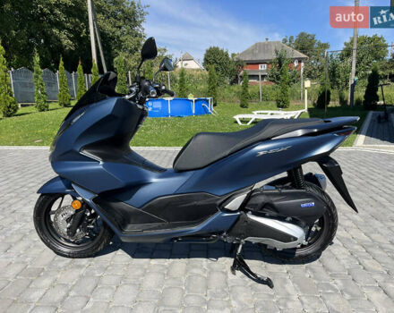 Синий Хонда PCX 125, объемом двигателя 0.13 л и пробегом 4 тыс. км за 3300 $, фото 1 на Automoto.ua