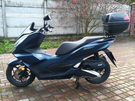 Синий Хонда PCX 125, объемом двигателя 0.13 л и пробегом 16 тыс. км за 3350 $, фото 1 на Automoto.ua