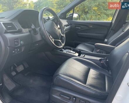 Белый Хонда Пасспорт, объемом двигателя 3.5 л и пробегом 45 тыс. км за 22999 $, фото 42 на Automoto.ua