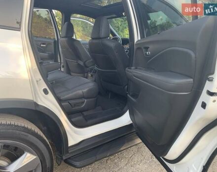 Белый Хонда Пасспорт, объемом двигателя 3.5 л и пробегом 45 тыс. км за 22999 $, фото 22 на Automoto.ua