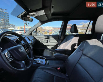 Белый Хонда Пасспорт, объемом двигателя 3.47 л и пробегом 14 тыс. км за 25499 $, фото 26 на Automoto.ua