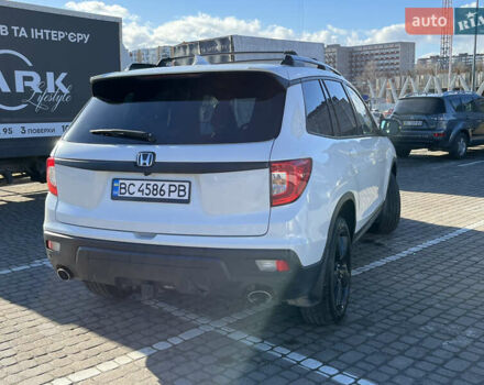 Белый Хонда Пасспорт, объемом двигателя 3.47 л и пробегом 14 тыс. км за 25499 $, фото 16 на Automoto.ua