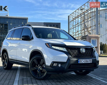 Белый Хонда Пасспорт, объемом двигателя 3.47 л и пробегом 14 тыс. км за 25499 $, фото 7 на Automoto.ua