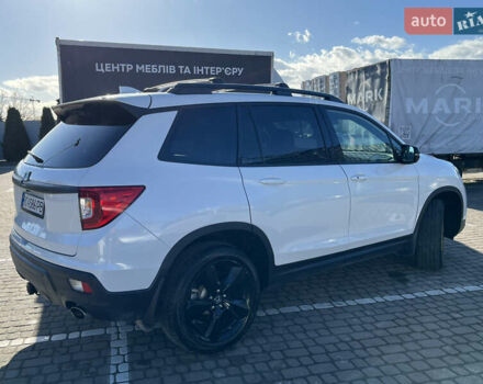 Белый Хонда Пасспорт, объемом двигателя 3.47 л и пробегом 14 тыс. км за 25499 $, фото 18 на Automoto.ua