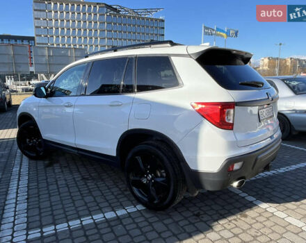 Белый Хонда Пасспорт, объемом двигателя 3.47 л и пробегом 14 тыс. км за 25499 $, фото 13 на Automoto.ua