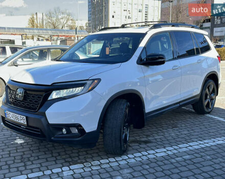 Белый Хонда Пасспорт, объемом двигателя 3.47 л и пробегом 14 тыс. км за 25499 $, фото 10 на Automoto.ua