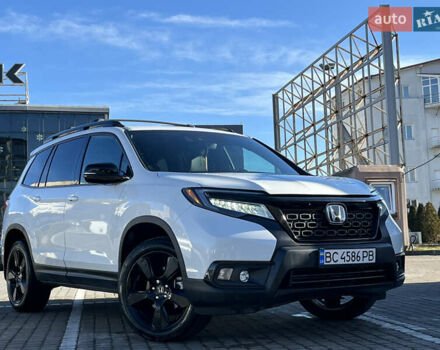 Белый Хонда Пасспорт, объемом двигателя 3.47 л и пробегом 14 тыс. км за 25499 $, фото 5 на Automoto.ua