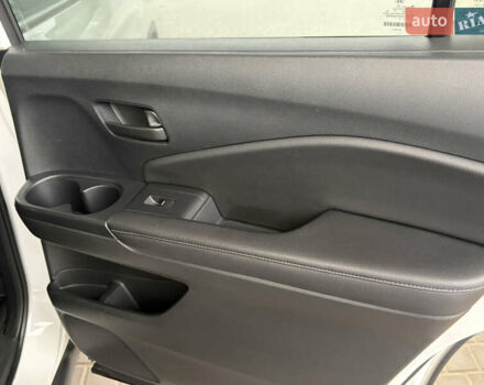 Белый Хонда Пасспорт, объемом двигателя 3.47 л и пробегом 50 тыс. км за 28000 $, фото 14 на Automoto.ua