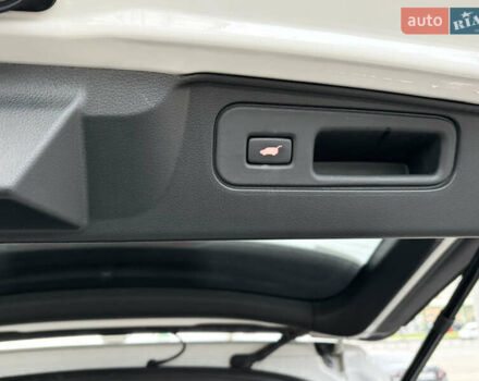 Белый Хонда Пасспорт, объемом двигателя 3.47 л и пробегом 50 тыс. км за 28000 $, фото 17 на Automoto.ua