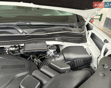 Белый Хонда Пасспорт, объемом двигателя 3.47 л и пробегом 50 тыс. км за 28000 $, фото 35 на Automoto.ua