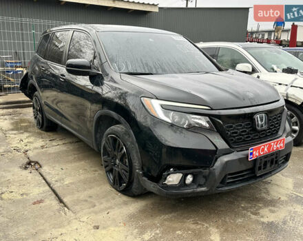 Черный Хонда Пасспорт, объемом двигателя 3.5 л и пробегом 113 тыс. км за 15700 $, фото 2 на Automoto.ua